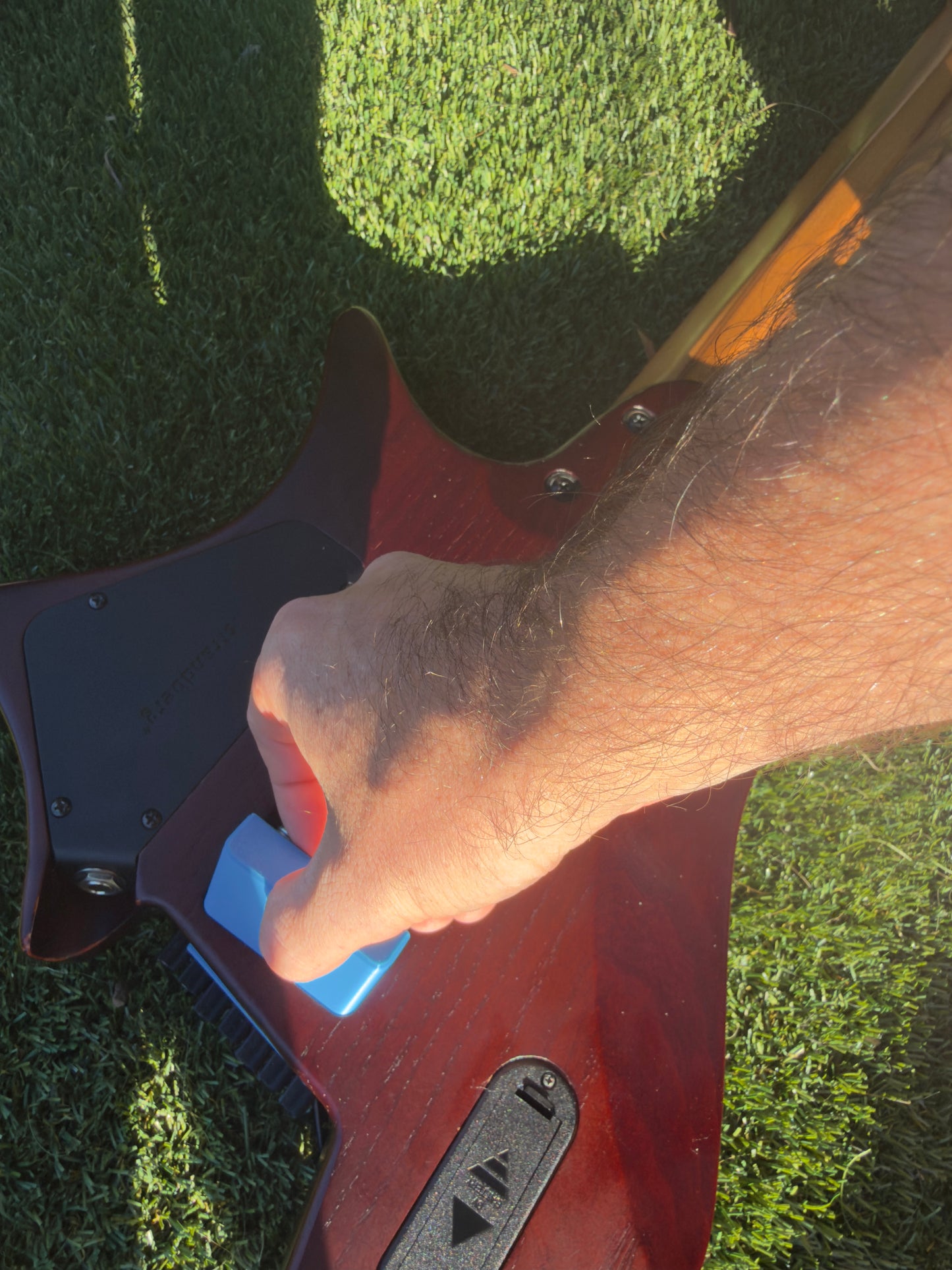 TremoNo - works with Strandberg Floating Bridge Guitars [Patent-Pending]